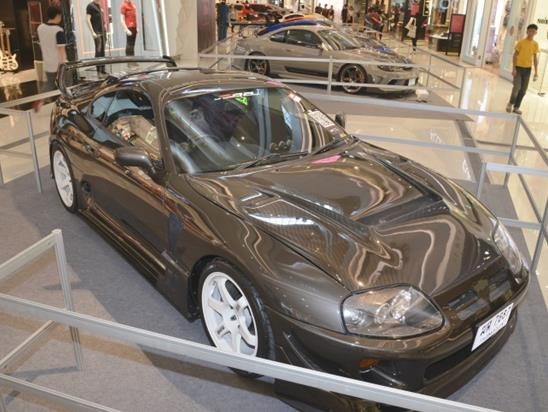 STREET RACING 2-DOOR