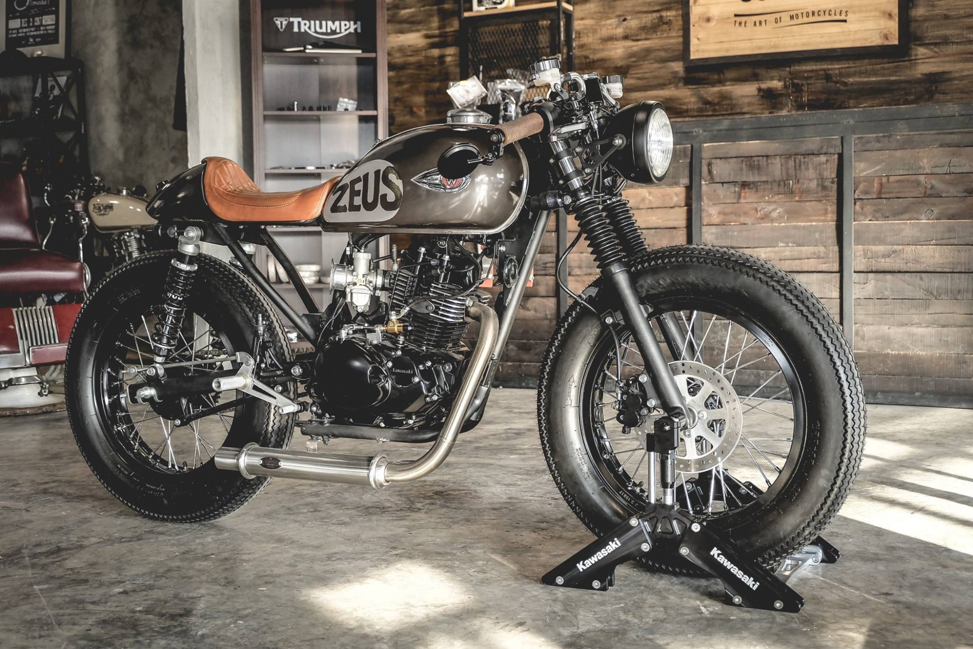 KAWASAKI W175 CUSTOM
