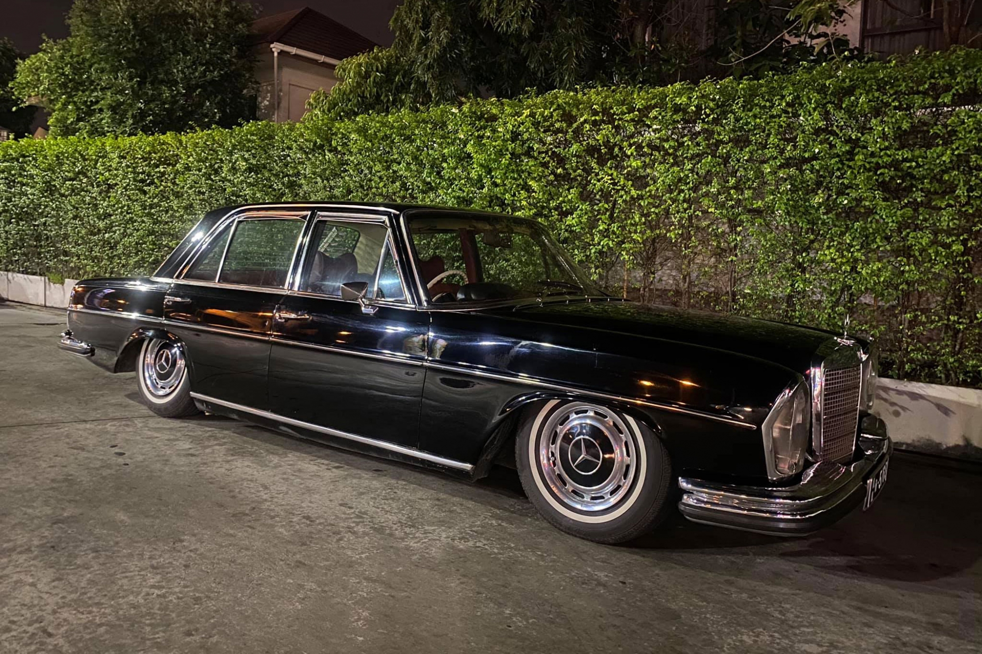 Mercedes-Benz 280S W108