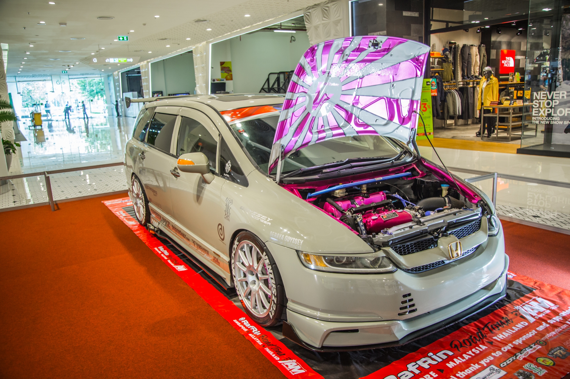 HONDA ODYSSEY “รถครอบครัวตัวซิ่งสายโชว์