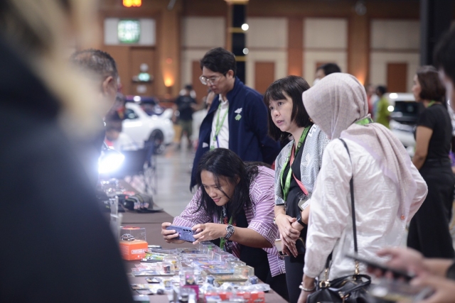 LINE_ALBUM_IAM BANGKOK 2024_241207_124